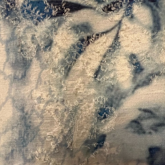 Kamana Blue & White Floral Print Tunic Top - Picture 6 of 14